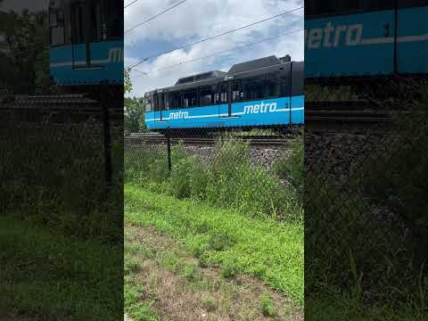 Metro link westbound train to Belleville Station