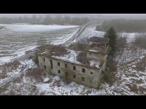 Lotnisko Kluczewo - wieża kontroli lotów.