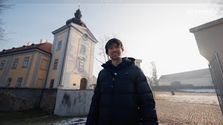 A tenhle zámek u Prahy znáte?