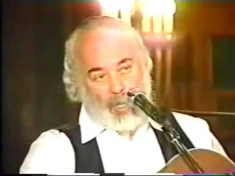 Shlomo Carlebach - Fascinating Story of Moshele Gut Shabbos LIVE - גוּט שַׁבָּת