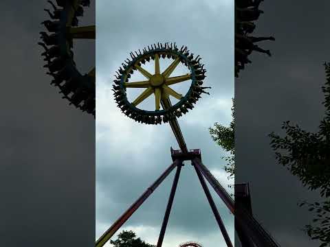 Pendulum Ride at Imagica theme part #imagica #mumbai #pune #pendulum #adventure  #subscribe