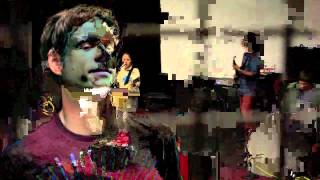 Behind the Music Filmmaking: Deerhoof