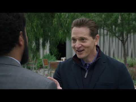 Silicon Valley S06E01 Gavin gives up most of Hooli