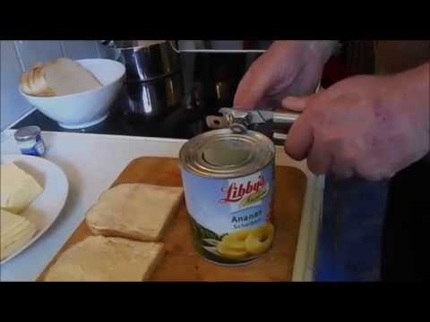 Toast Hawaii mit Kirsche