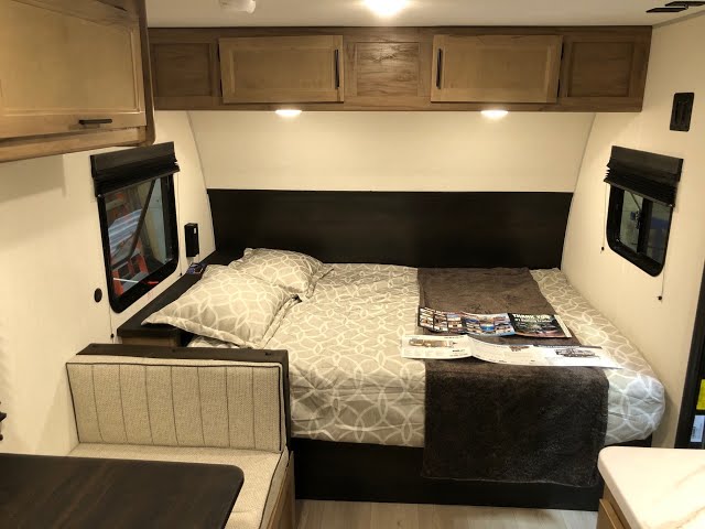 2025 Wolf Pup 16BHS Limited Bunk Model in Travel Trailers & Campers in Winnipeg