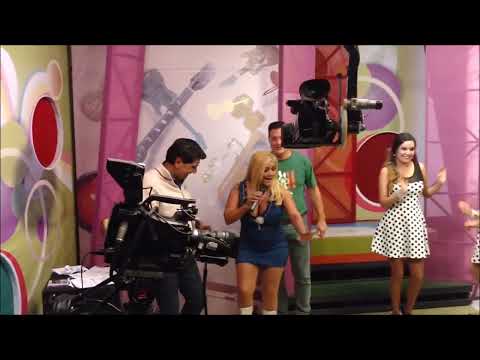 Gladys la bomba tucumana Vs Lia Crucet La pollera amarilla Vs Que Bello