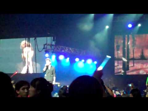 Onew & Ryeowook - The Name I Loved at SMTOWN LIVE 2010 in LA