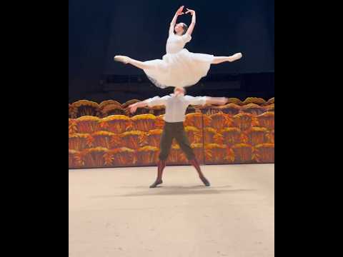 Elizaveta Kokoreva and Artem Ovcharenko 😍