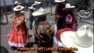 preview picture of video '09 Juxtlahuaca Oaxaca México - Fiesta San Lucas 2006 - Danza de Los Rubios Pavorreal'