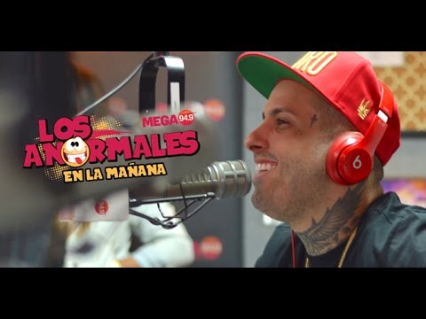 Nicky Jam Improvisando Con Los Anormales Miami Por Mega949 (ON FIRE)