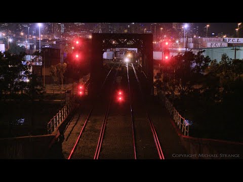 XR557 Departs Dynon With A Container Freight Train (21/12/2009) - PoathTV Australian Railways