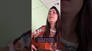 Louvemos sempre alegres