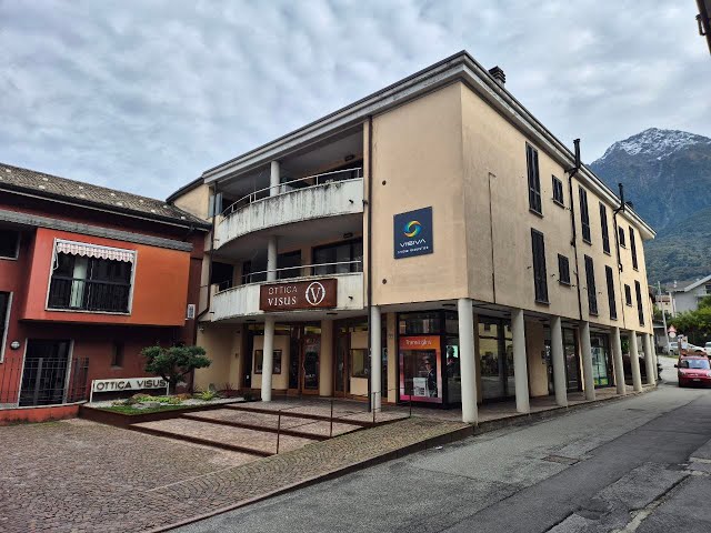 IN CENTRO COLICO, LUMINOSO UFFICIO IN AFFITTO