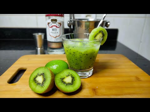 Caipiroska de kiwi, simplesmente uma delícia