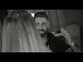 URUCU ROBERT DA CARTILE PE FATA