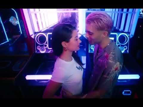 Cnco & Aronluix 5-18-23 sale la canción