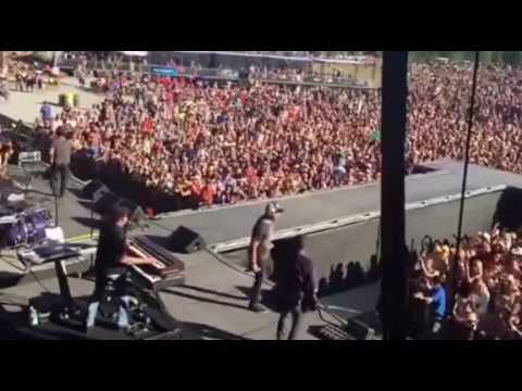 Tebey  FT  Emerson Drive - Wake Me Up (clip)