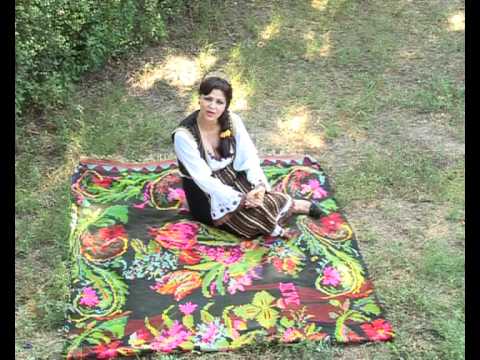 Lucia Lazar - Mama maiculita mea, filmat in Girbovi