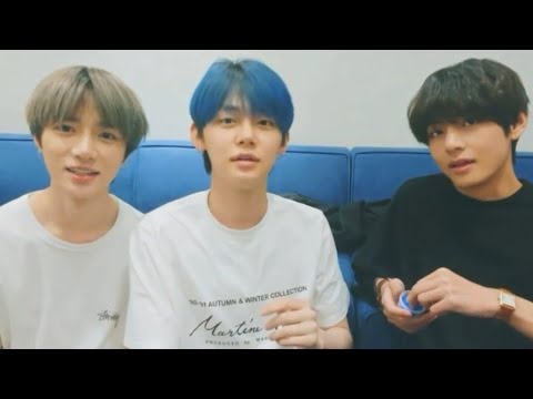 Taehyung & Jimin joined TXT's vlive. When taehyung said army instead of moa.