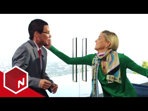 Sharon Stone slaps CNN's Richard Quest (Kristian Valen)