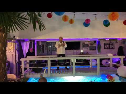 Pataky Attila - Ünnep  2018.12.06. ( Szeged Garden Bistro )