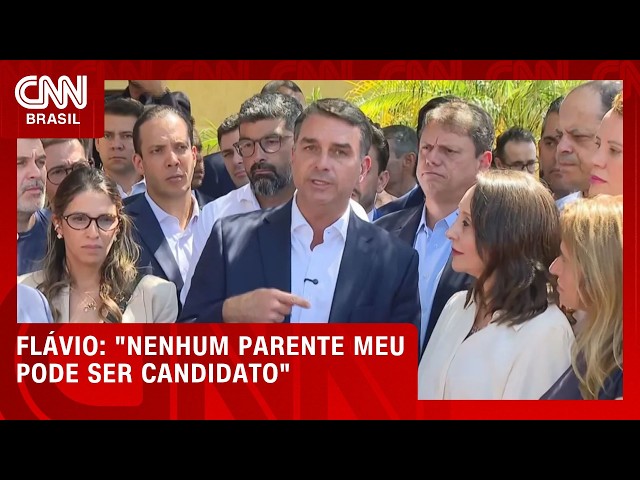 Flávio inclui parentes ao defender fim da reeleição em possível mandato | BASTIDORES CNN