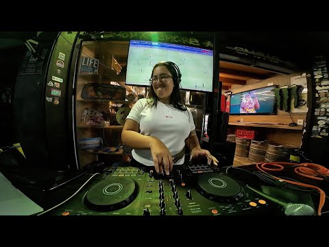 DJ Set - BK, Orochi, Matue, Xtranho, Ajuliacosta, Flora Matos, Luanna, Mac Miller, SZA, Alee, Veigh