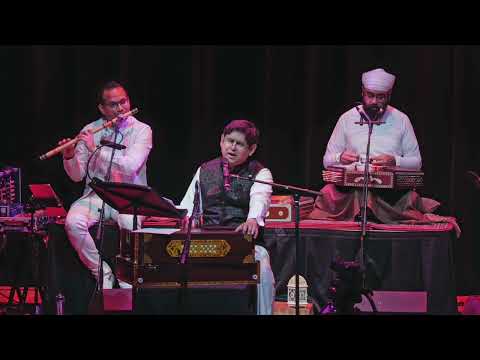 Niklona be naqaab zamana kharab hai  - Shoeb Mortoza