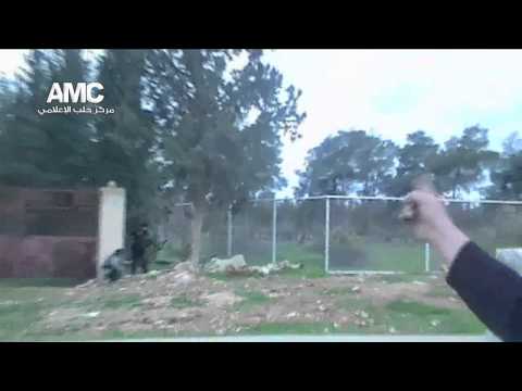 تقدم مقاتلي كتيبة مجاهدي الشهباء في أحد أطراف مدرسة المشاة أثناء مجريات المعركة