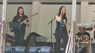 Video Arena -Bastirna Senohraby Hold the Line