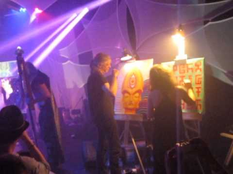 Alex & Allyson Grey painting live with Telekinetic Walrus at Moksha Family Art Fair 2013