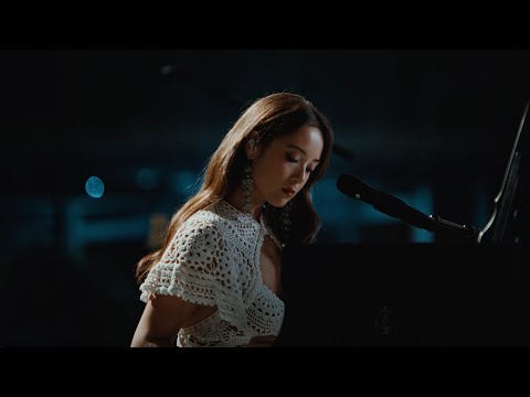 Laufey - Snow White (Live from Guggenheim New York)