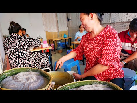 Rice Noodle, Seafood, Chicken, Duck Egg, Snail, Sugarcane Juice, Meatball - Cambodia Street Food