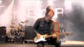 Stone Sour - Made Of Scars (Live At The Download Festival 2010)