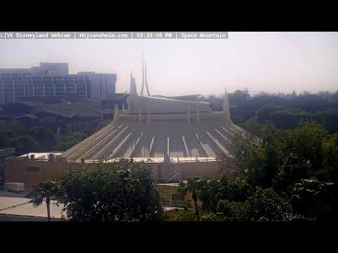 Live webcam of Disneyland Cam