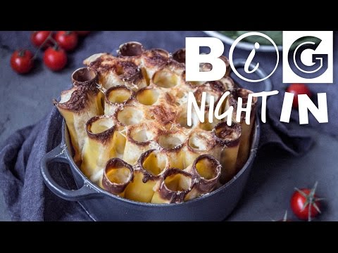 download lagu mp3 mp4 Honeycomb Pasta, download lagu Honeycomb Pasta gratis, unduh video klip Honeycomb Pasta