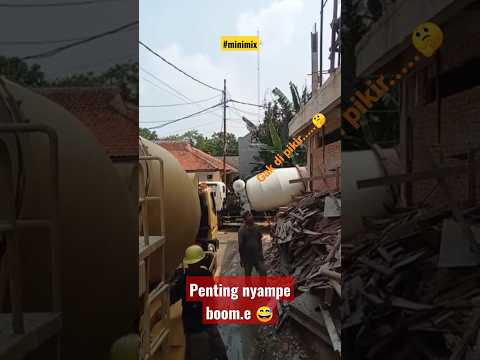 pengecoran pakai mini mix dan pompa‼️@andikareadymix #minimix #mobilmolen #trukmolen #shorts