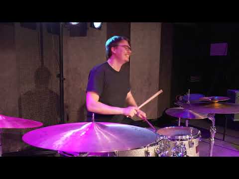 Juhlahumu - Huonoja ideoita (cover)