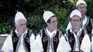 Pellumb Aliaj - Do Kendoj Dhe Ne Varr Brenda