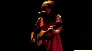 Kate Nash - Caroline&#39;s A Victim (live at London Calling)