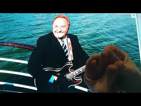 Horacio the handsnake - Gerry Marsden