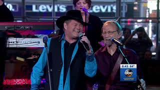 The Monkees - I&#39;m A Believer (6.1.2016)(GMA HD)