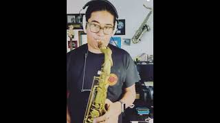 10MFAN ARTIST Reggie Padilla “Pure imagination” on his 10MFAN Robusto mouthpiece—GORGEOUS