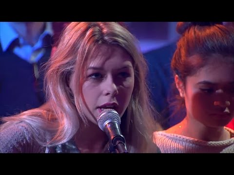 Lotte Walda - Tea, Candles & Wine (Live @ DWDD)