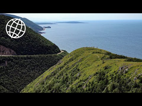 Take In the Beauty of This Coastal Road In Nova Scotia