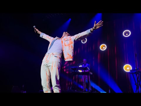 크리스토퍼 내한 Bad 떼창 - 펜스 1열 직캠 (세로 ver. 220827)