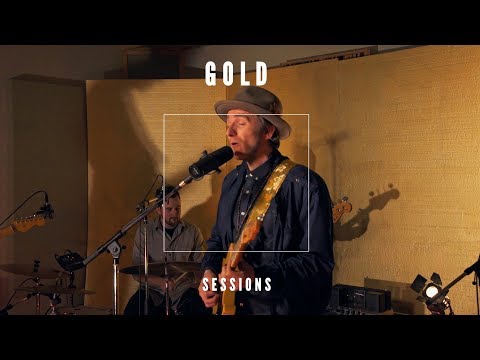 David Ward + Golden Future - 'Banging on my Drum' - Violet, Gold + Rose / Gold Sessions - Live