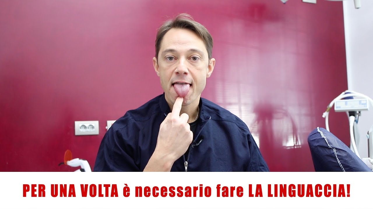 Frenulo linguale corto.