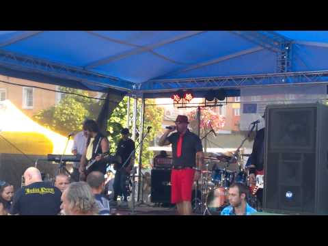 Pokračující Závada - Pokračující Závada - Voják (live 15.8.2015)