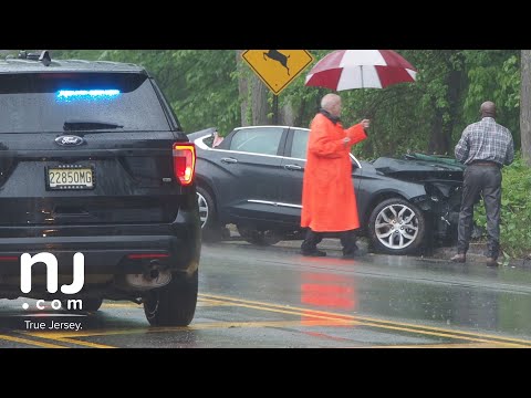 Fatal NJ Transit bus accident in Livingston, 1 killed, 4 injured Fatal NJ Transit bus accident in Livingston, 1 killed, 4 injured